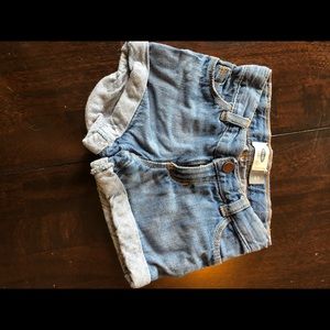 Girls old navy jean shorts 4t